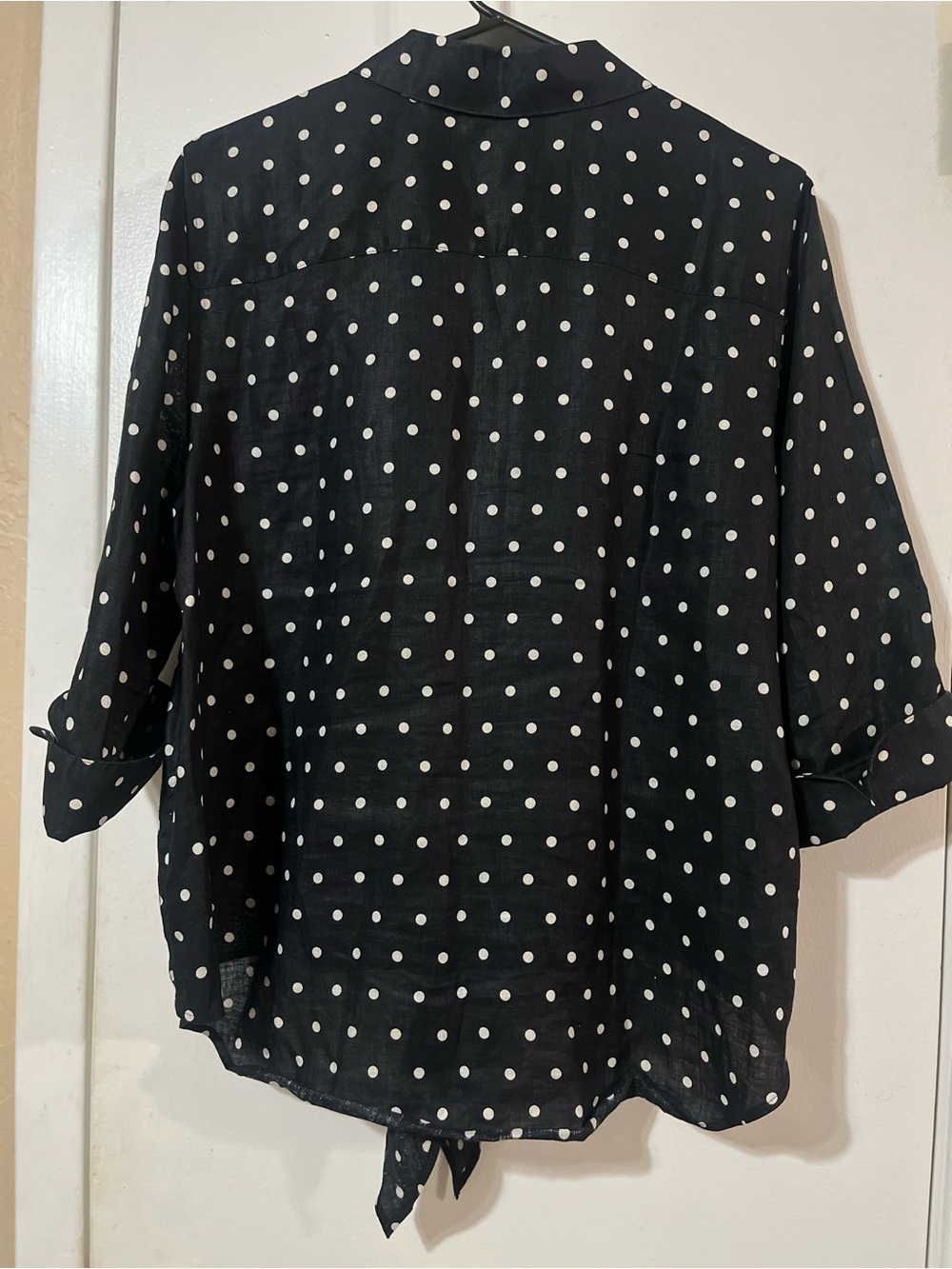 Chico's 1 or Women's Med 8 100% Linen Polka Dot Tie-Front Button-Up Shirt Black - Picture 5 of 6